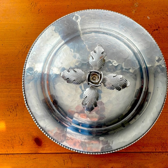 Vintage Aluminum Server - Picture 2 of 7